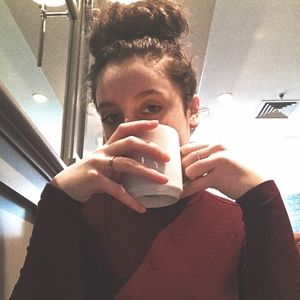 Meet your Posher, Julia